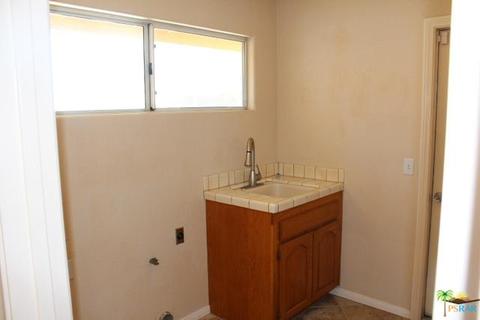 8018 Palomar Ave, Yucca Valley, CA 92284 photo 27