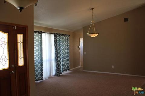 8018 Palomar Ave, Yucca Valley, CA 92284 photo 9
