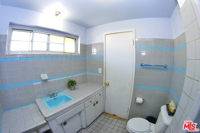 3742 Bear Ct, Bell, CA 90201 photo 12