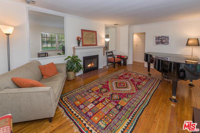 14960 Hamlin St, Van Nuys, CA 91411 photo 5