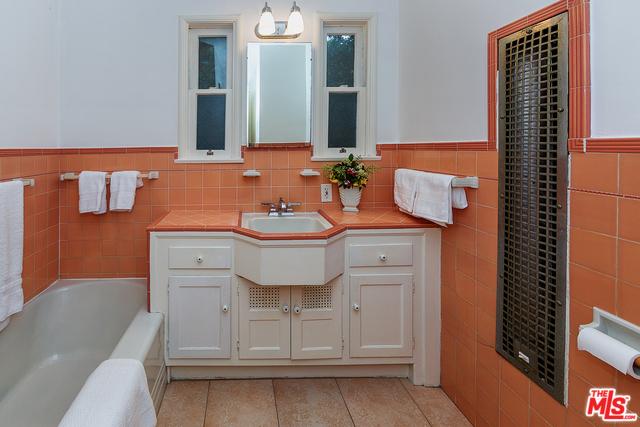 14960 Hamlin St, Van Nuys, CA 91411 photo 26