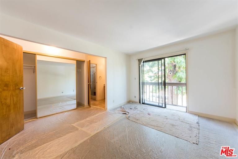 535 E Cedar Ave #E, Burbank, CA 91501 photo 32