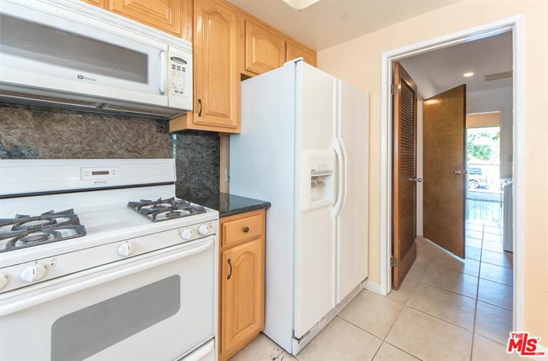 535 E Cedar Ave #E, Burbank, CA 91501 photo 15