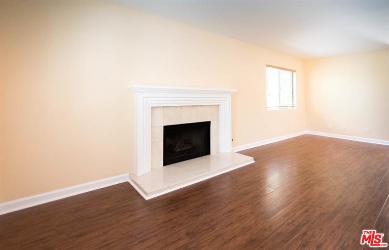 535 E Cedar Ave #E, Burbank, CA 91501 photo 2
