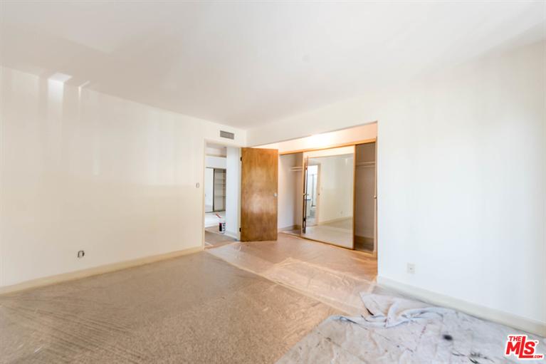 535 E Cedar Ave #E, Burbank, CA 91501 photo 33
