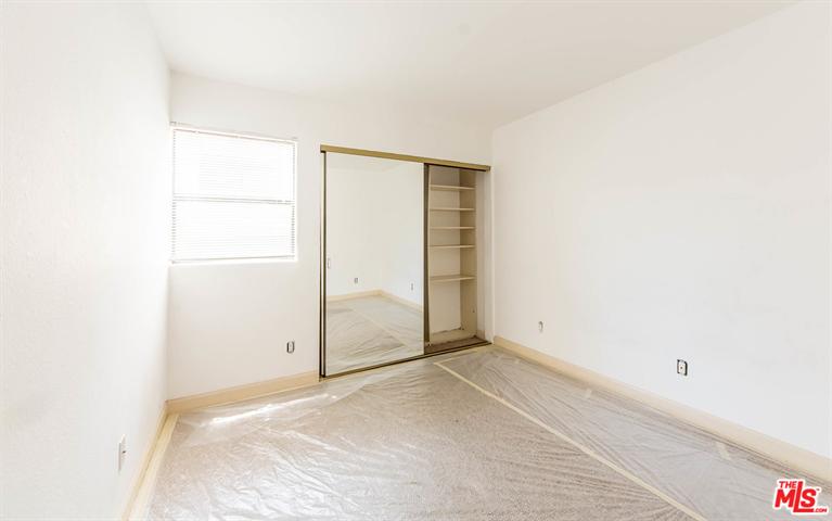 535 E Cedar Ave #E, Burbank, CA 91501 photo 24