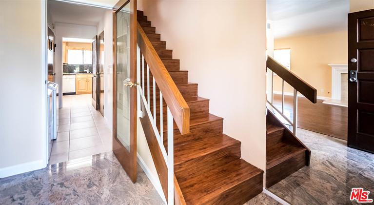 535 E Cedar Ave #E, Burbank, CA 91501 photo 20