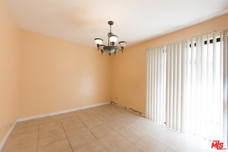 535 E Cedar Ave #E, Burbank, CA 91501 photo 7