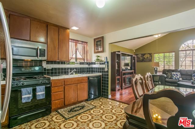 5541 E Mission Way, Commerce, CA 90040 photo 9