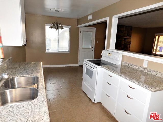 20718 Eyota Rd, Apple Valley, CA 92308 photo 4