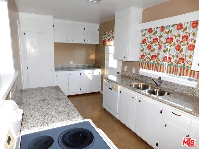 20718 Eyota Rd, Apple Valley, CA 92308 photo 5
