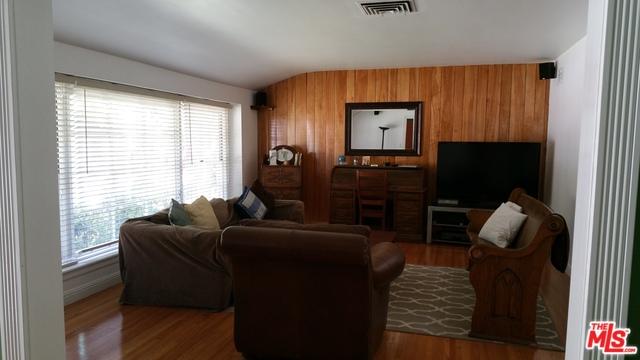 9519 Creemore Pl, Tujunga, CA 91042 photo 2