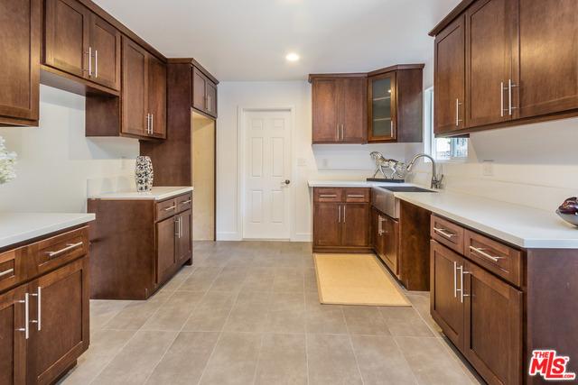 704 Erringer Rd, Simi Valley, CA 93065 photo 11
