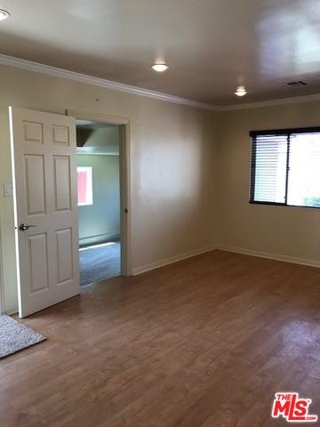 1433 W School St, Compton, CA 90220 photo 6