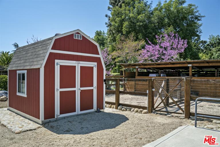 129 Grapevine Rd, Oak View, CA 93022 photo 7