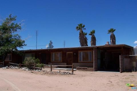 58298 Starlight Mesa Rd, Yucca Valley, CA 92284 photo 2