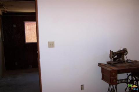 58298 Starlight Mesa Rd, Yucca Valley, CA 92284 photo 16