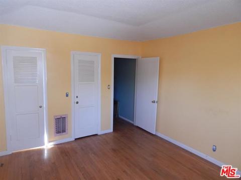 459 W Tichenor St, Compton, CA 90220 photo 8
