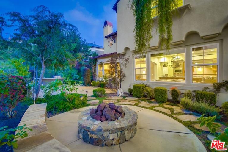 2409 Lapis Rd, Carlsbad, CA 92009 photo 2