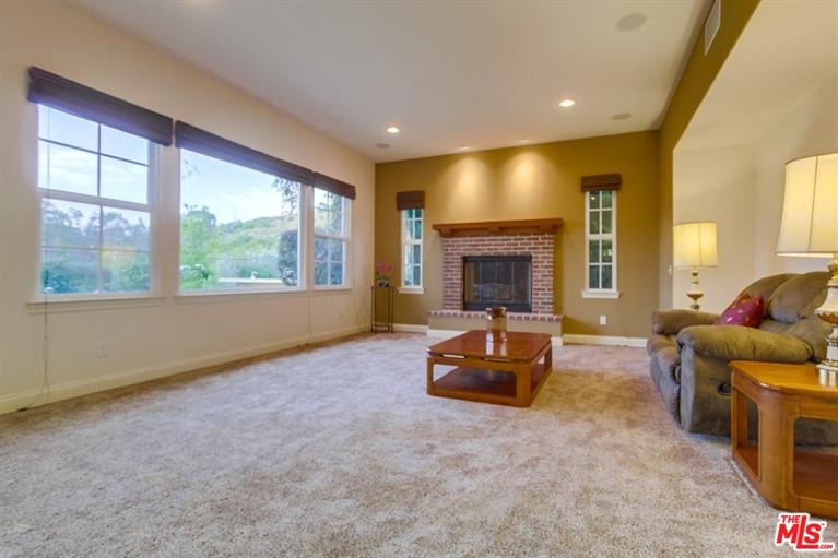 2409 Lapis Rd, Carlsbad, CA 92009 photo 4