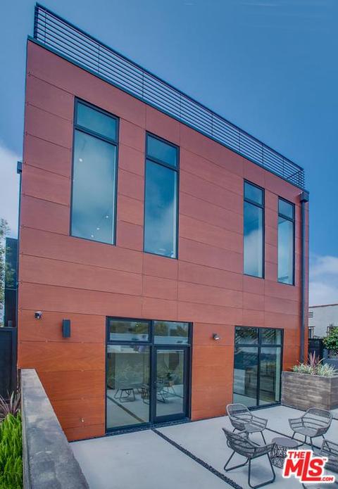 663 Brooks Ave, Venice, CA 90291 photo 4