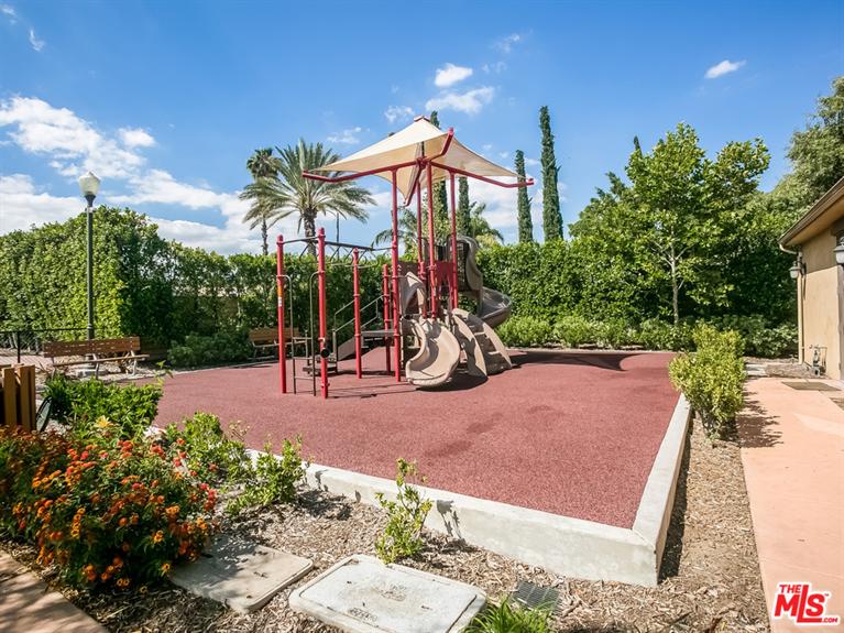 9610 Cherry Hill St, Pacoima, CA 91331 photo 30