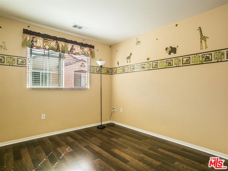 9610 Cherry Hill St, Pacoima, CA 91331 photo 18