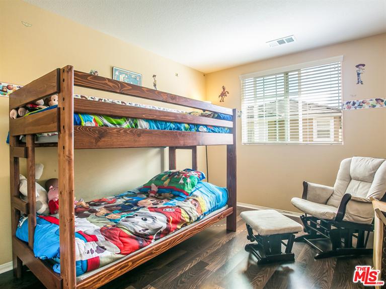 9610 Cherry Hill St, Pacoima, CA 91331 photo 19