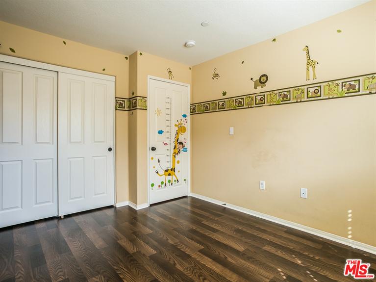 9610 Cherry Hill St, Pacoima, CA 91331 photo 17