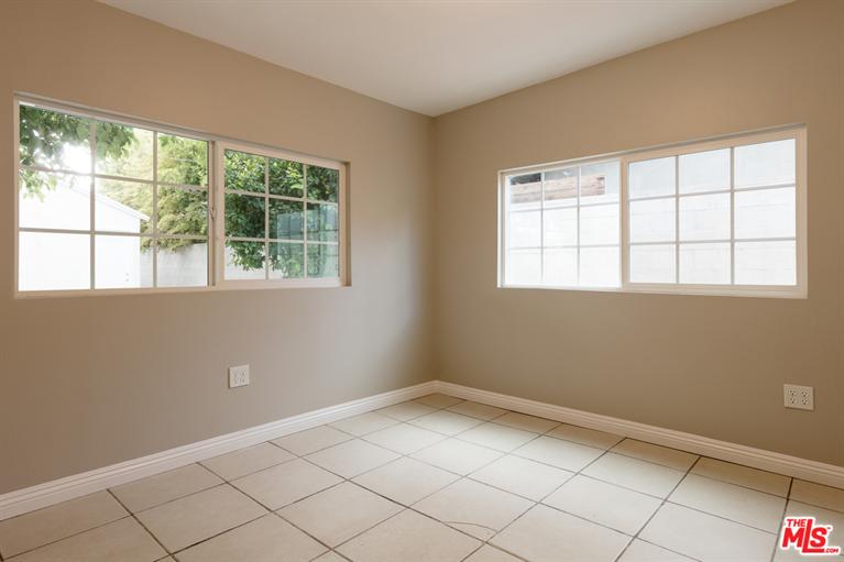 8031 White Oak Ave, Reseda, CA 91335 photo 27