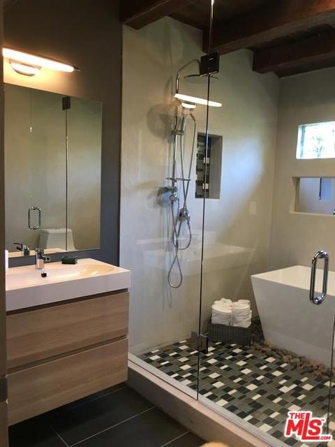 6307 Columbus Ave, Van Nuys, CA 91411 photo 16