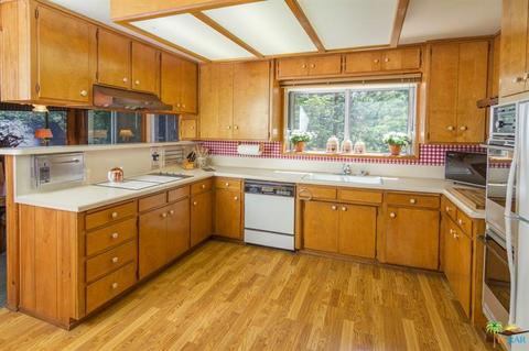 410 Riviera Dr, Lake Arrowhead, CA 92352 photo 5
