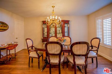 2460 Flintridge Dr, Glendale, CA 91206 photo 7