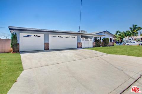 27197 Crest St, Highland, CA 92346 photo 3