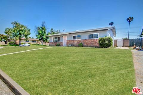 27197 Crest St, Highland, CA 92346 photo 2