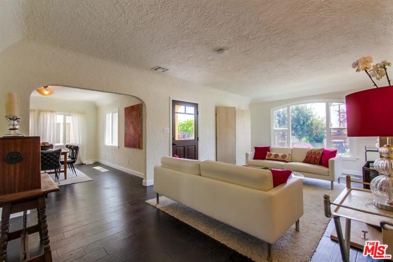 2383 E Villa St, Pasadena, CA 91107 photo 1