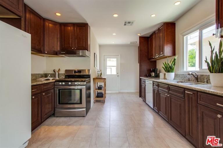 2383 E Villa St, Pasadena, CA 91107 photo 9