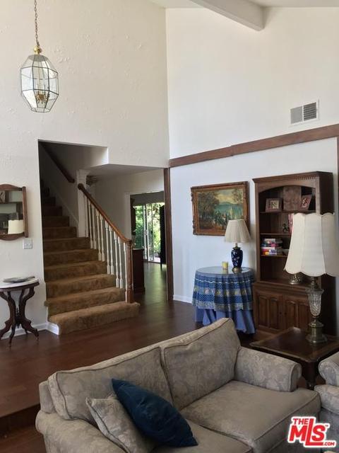 6572 Conifer St, Oak Park, CA 91377 photo 3