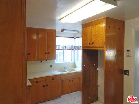 1305 S Tamarind Ave, Compton, CA 90220 photo 41