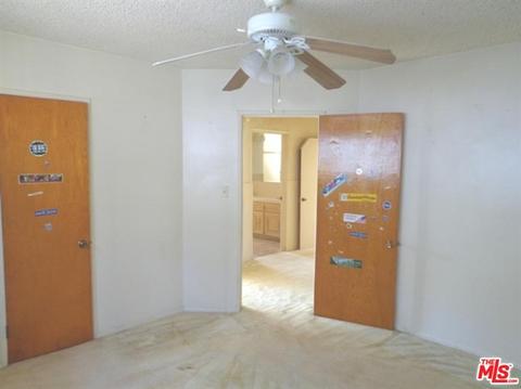 1305 S Tamarind Ave, Compton, CA 90220 photo 21