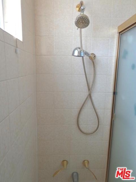 1305 S Tamarind Ave, Compton, CA 90220 photo 17