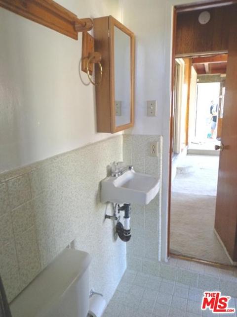 1305 S Tamarind Ave, Compton, CA 90220 photo 28