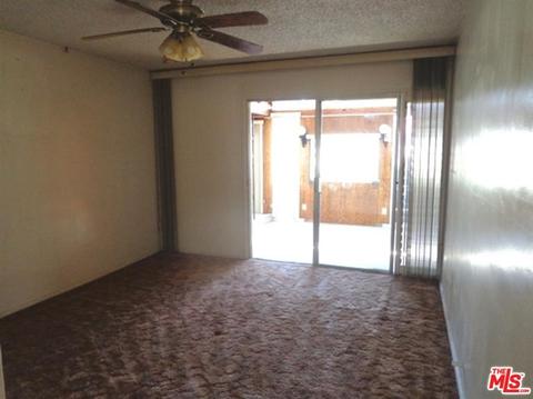 1305 S Tamarind Ave, Compton, CA 90220 photo 29
