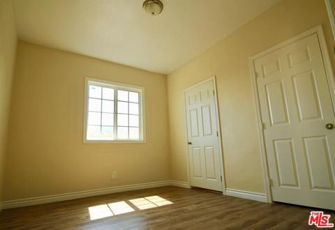 560 W Compton, Compton, CA 90220 photo 8