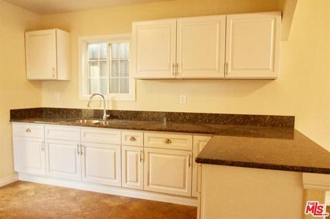 560 W Compton, Compton, CA 90220 photo 3