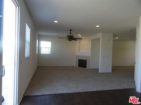 37607 Ruby Red Ln, Palmdale, CA 93551 photo 6