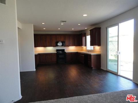 37607 Ruby Red Ln, Palmdale, CA 93551 photo 5