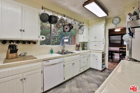 6056 Beeman Ave, North Hollywood, CA 91606 photo 22