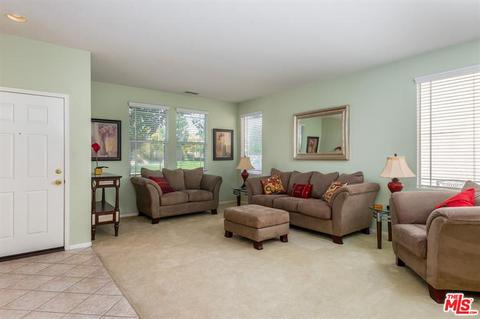 2476 Gatehouse Ln, Simi Valley, CA 93063 photo 2