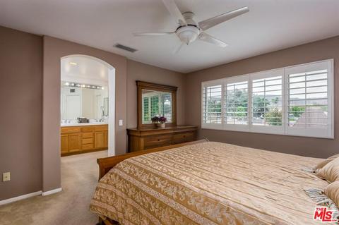 2476 Gatehouse Ln, Simi Valley, CA 93063 photo 11